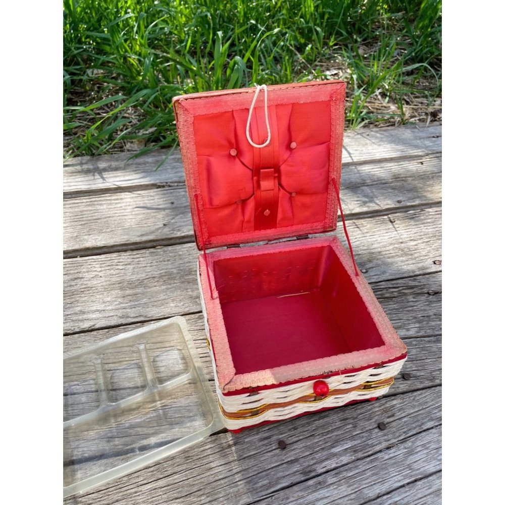 Vintage raffia straw Small Sewing Box Retro Red - Picture 12 of 15